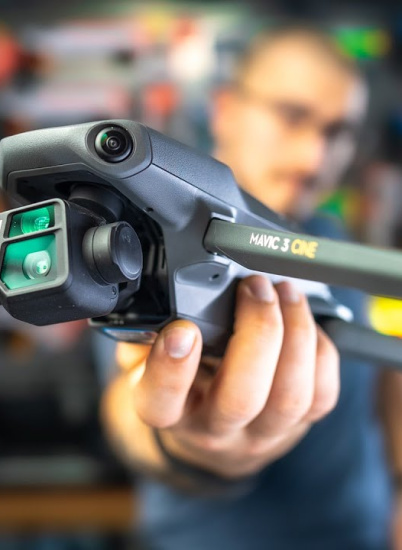 Как управлять квадрокоптером: от распаковки до полета