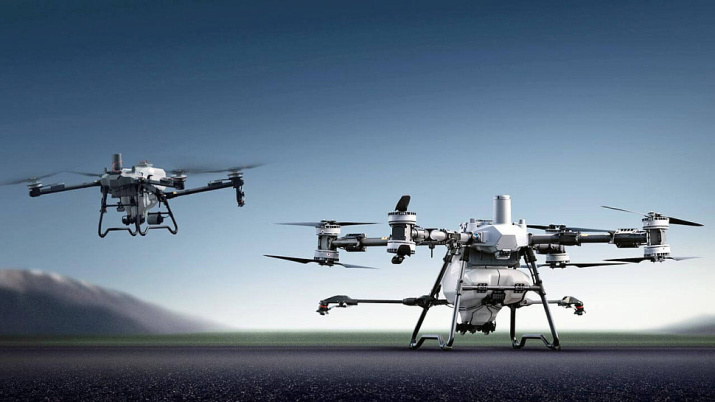 DJI представил новые агродроны Agras T100 и T70 в Китае DJI представил новые агродроны Agras T100 и T70 в Китае