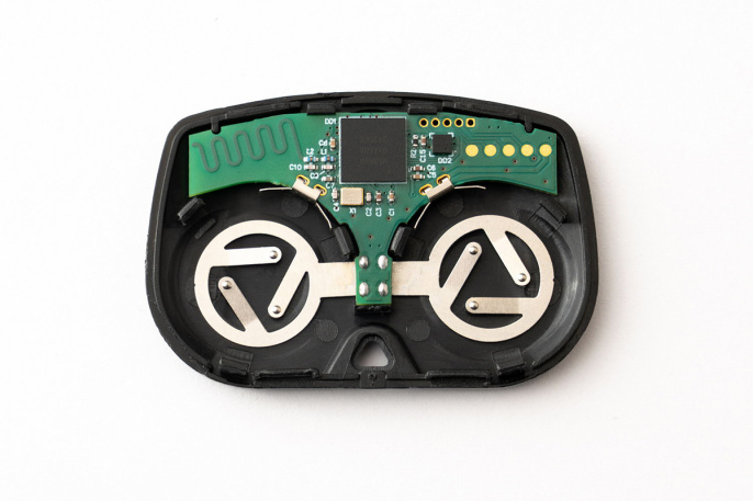 Брелок метка Pandora BTM-762