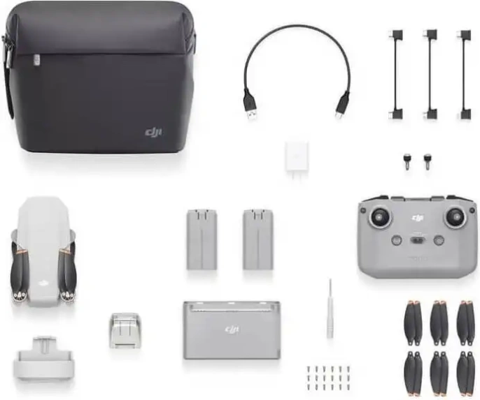Квадрокоптер DJI Mini 4K Fly More Combo