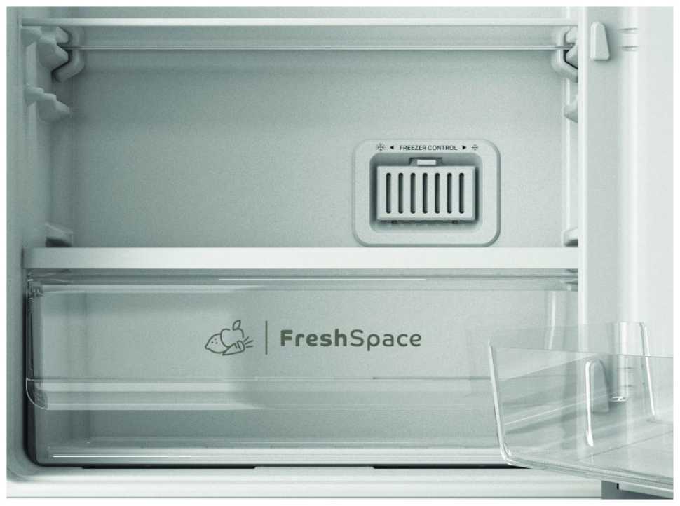 Двухкамерный холодильник Indesit ITR 4180 E