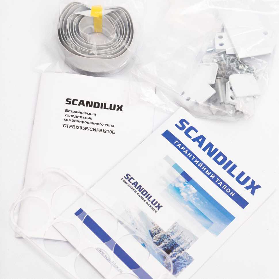 Встраиваемый двухкамерный холодильник Scandilux CNFBI210E