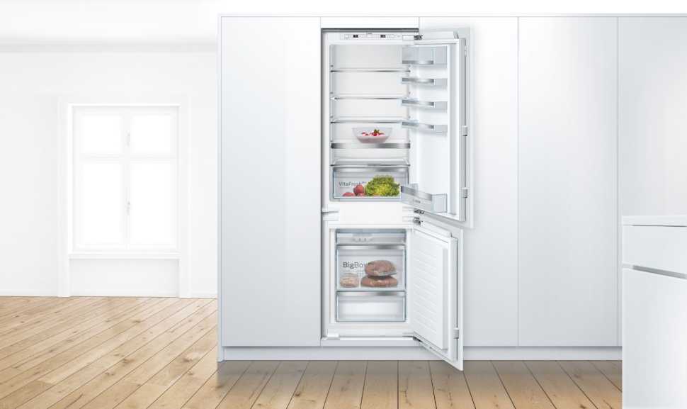 Встраиваемый двухкамерный холодильник Bosch KIS86AFE0