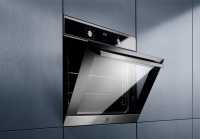 Электрический духовой шкаф Electrolux EOF5H40BX черный/нержавеющая сталь