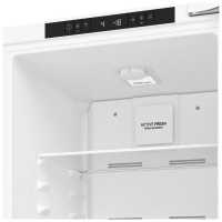 Встраиваемый двухкамерный холодильник Hotpoint HBT 18