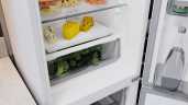 Двухкамерный холодильник Hotpoint HT 5200 W белый