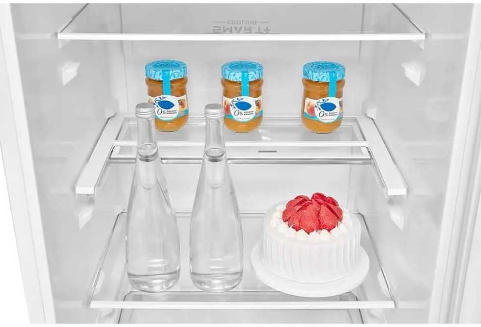Встраиваемый двухкамерный холодильник Midea MDRE368FGE01