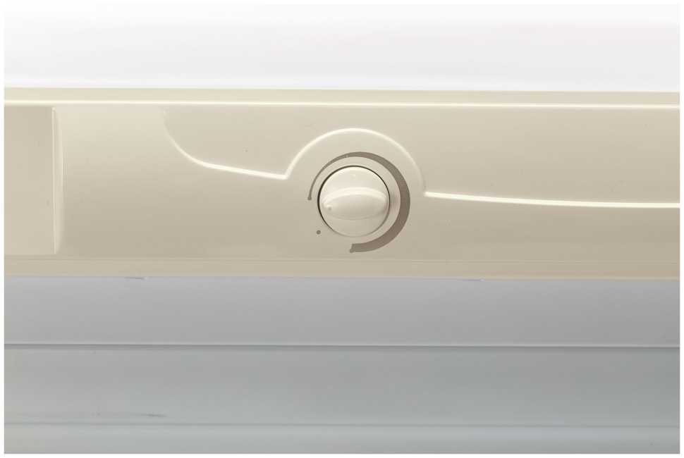 Морозильник Indesit DSZ 4150 E Бежевый