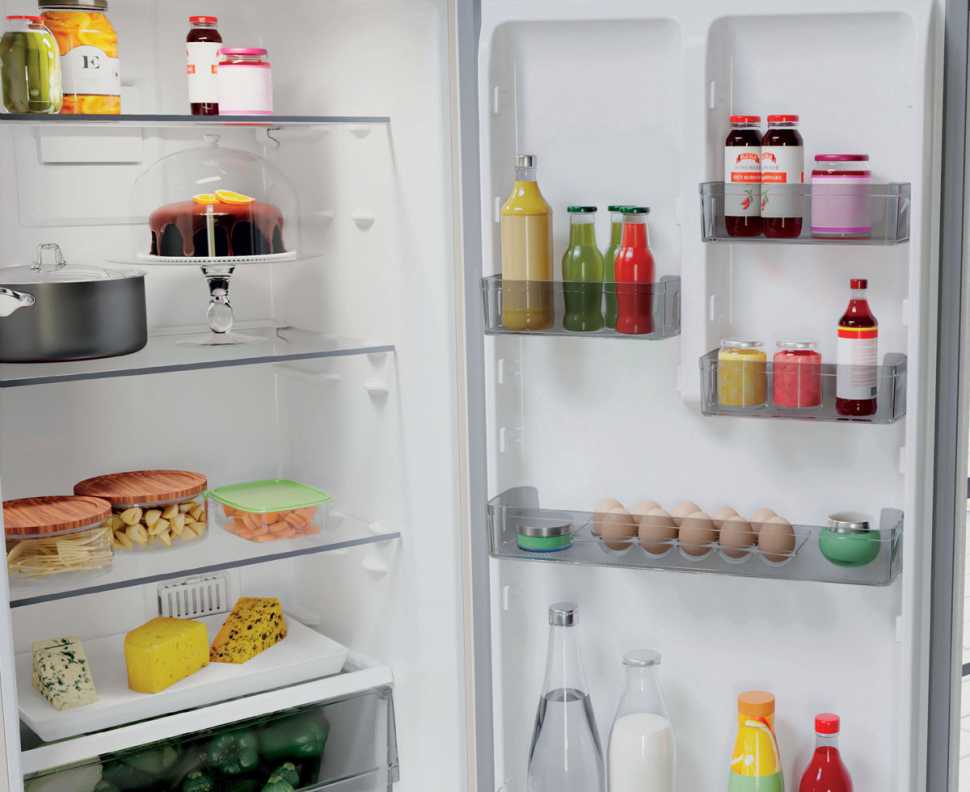 Двухкамерный холодильник Hotpoint HT 5200 AB мраморный