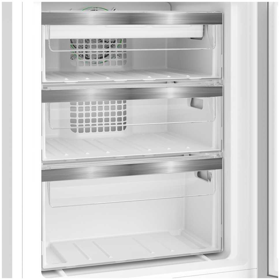 Встраиваемый двухкамерный холодильник Hotpoint HBT 20
