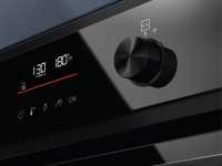 Электрический духовой шкаф Electrolux EOC6P77H