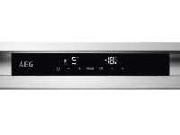 Встраиваемый двухкамерный холодильник AEG SCB819E8TS