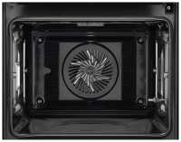 Электрический духовой шкаф Electrolux EOB8S39WX