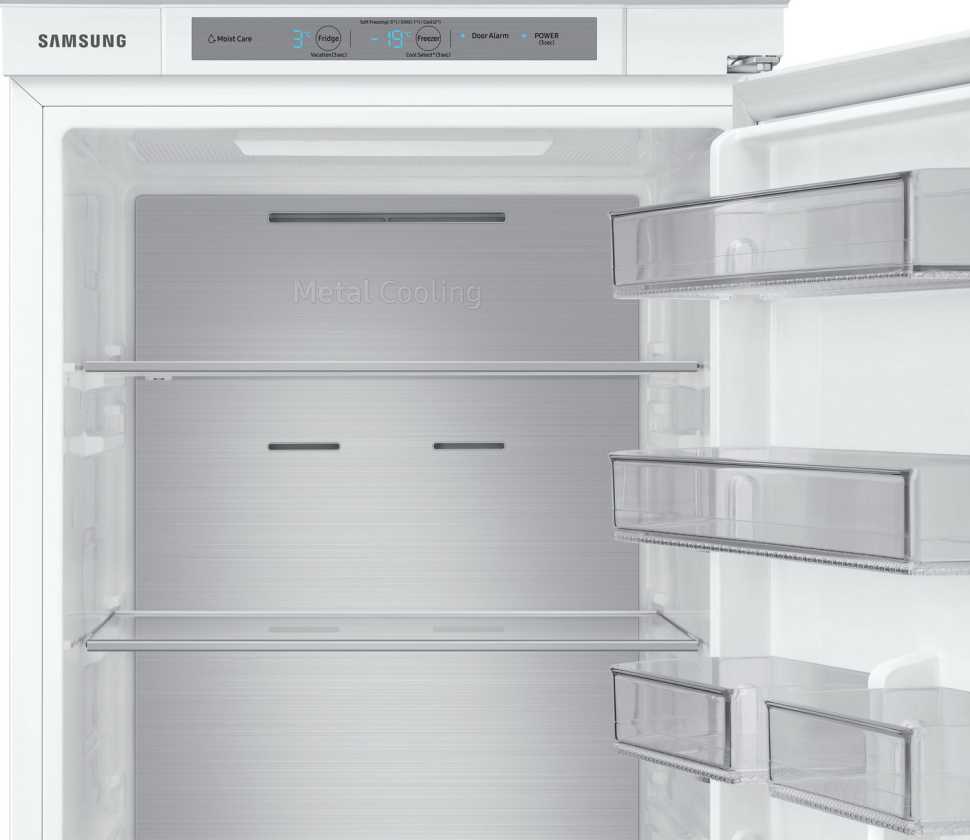 Встраиваемый двухкамерный холодильник Samsung BRB 30703EWW