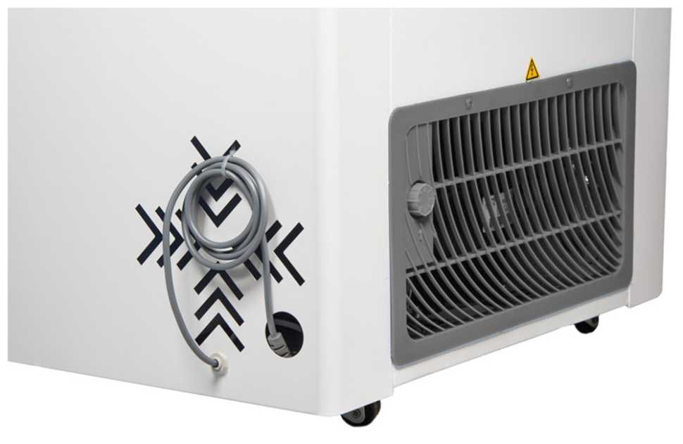 Морозильный ларь Frostor Gellar FG 700 E синий