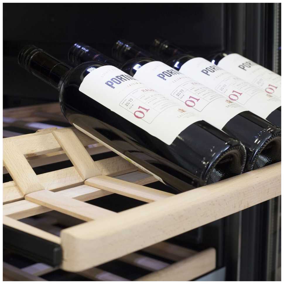 Винный шкаф Caso WineChef Pro 180 black