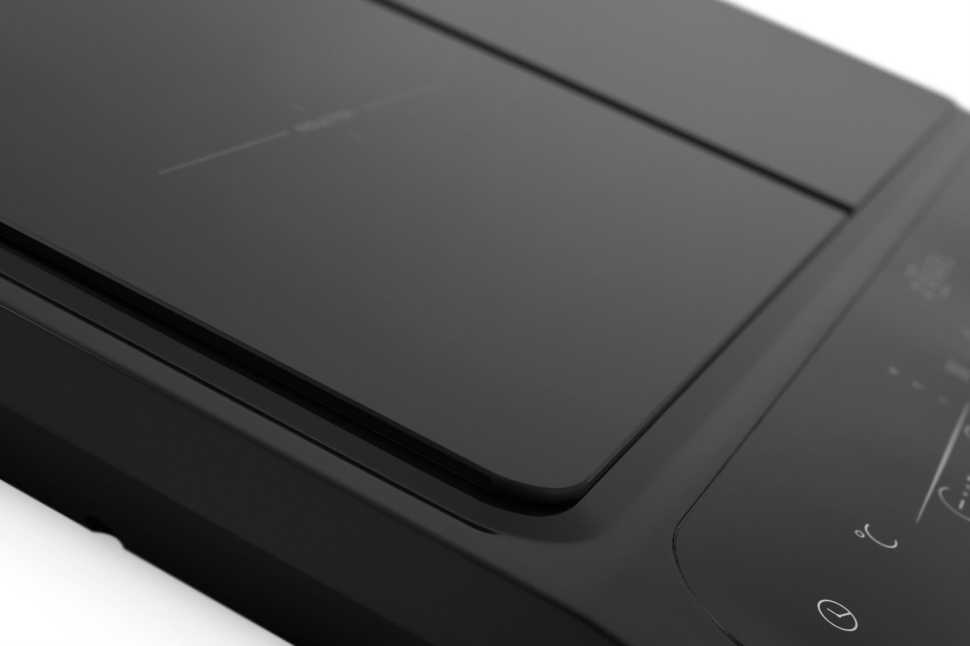 Настольная плита Zugel ZIH620B черная
