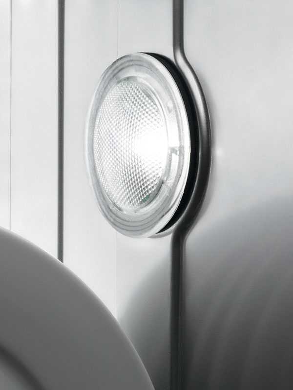 Встраиваемая посудомоечная машина Electrolux EEC87400W