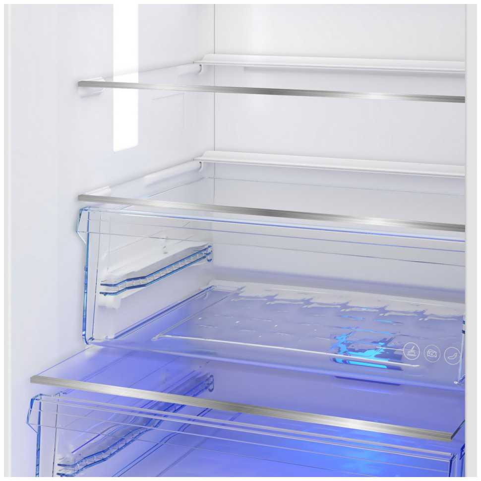 Двухкамерный холодильник Beko B3RCNK402HW