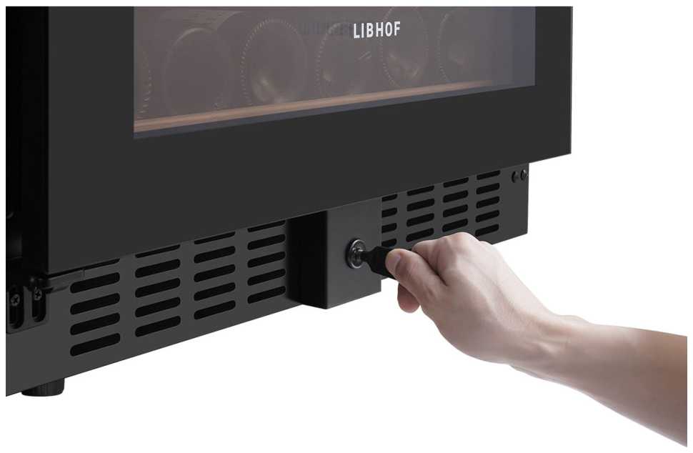 Винный шкаф Libhof SMD-165 Black