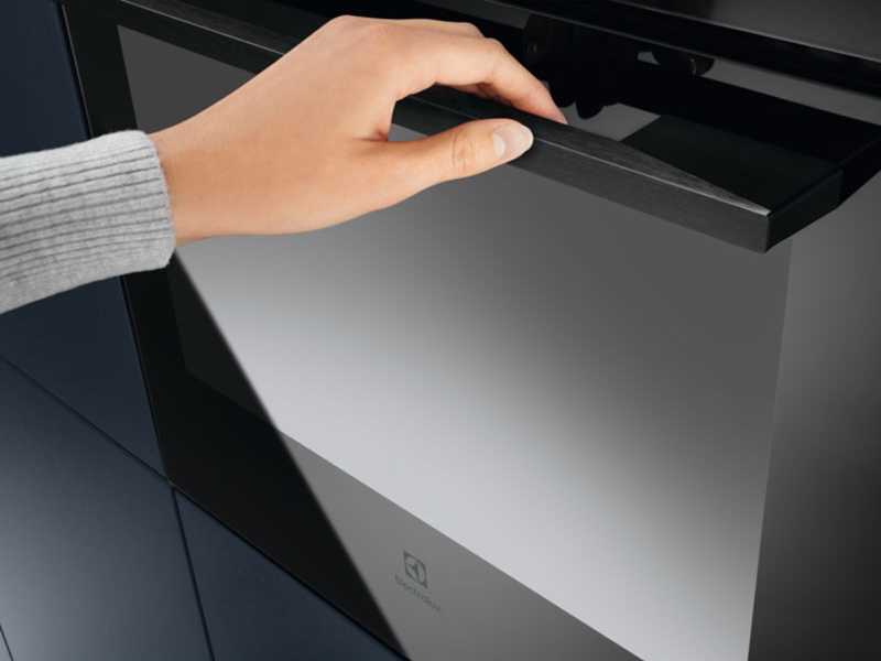 Электрический духовой шкаф Electrolux KODEC75Z2