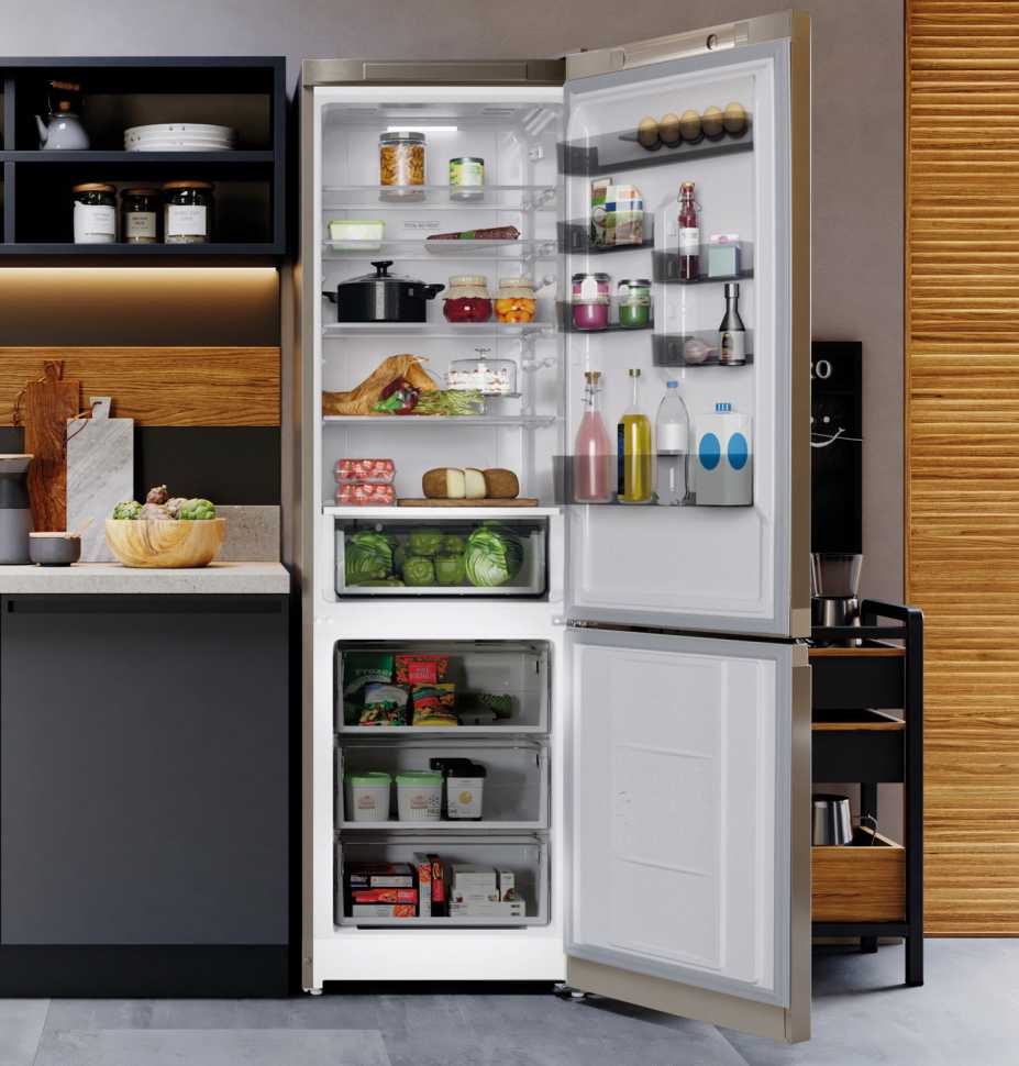 Двухкамерный холодильник Hotpoint HT 6200 BZ бронзовый