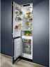 Встраиваемый двухкамерный холодильник Electrolux LNS6TE19S