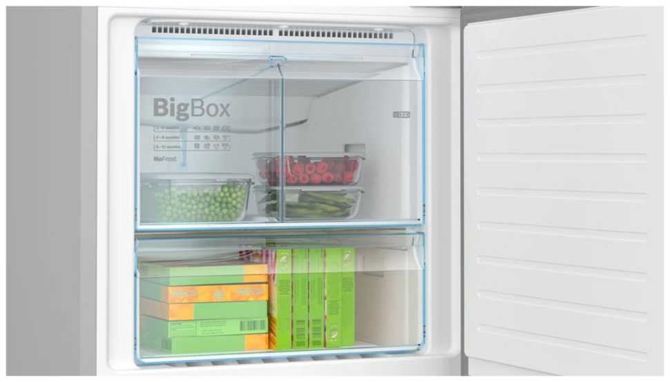 Двухкамерный холодильник Bosch KGN56LB31U