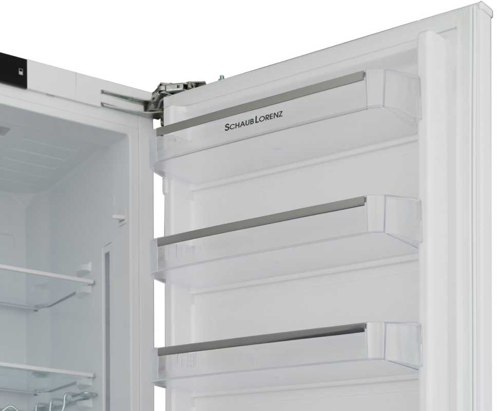 Встраиваемый двухкамерный холодильник Schaub Lorenz SLUE235W5