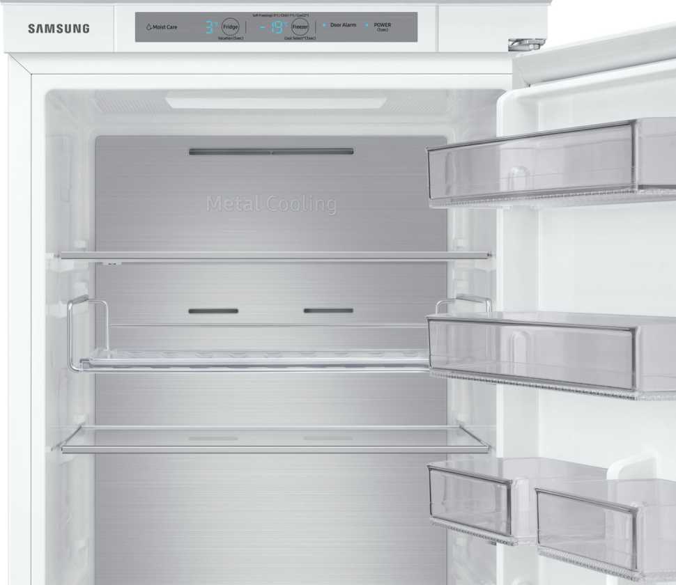 Встраиваемый двухкамерный холодильник Samsung BRB30705DWW/EF