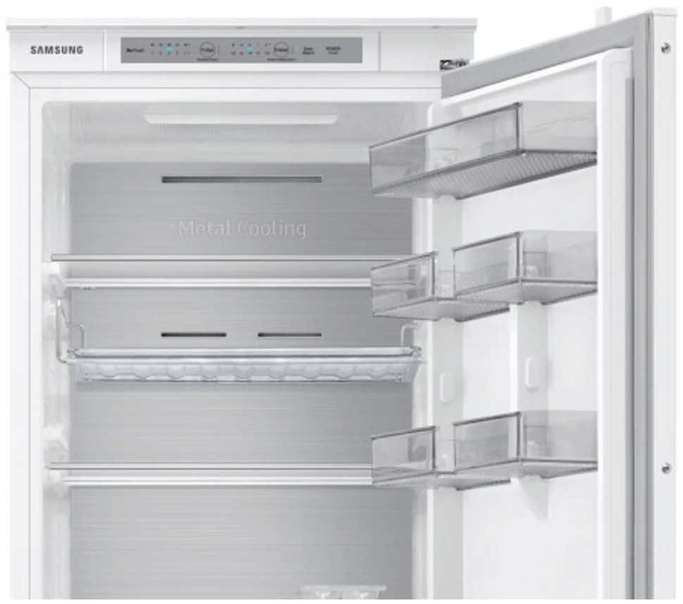 Встраиваемый двухкамерный холодильник Samsung BRB 26705EWW